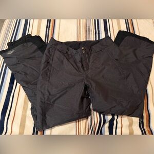 Columbia Snow Pants
Women’s size M Regular
Omni-heat interior
No holes or rips!
